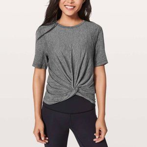 Lululemon Crescent Tee, Gray, Size 6